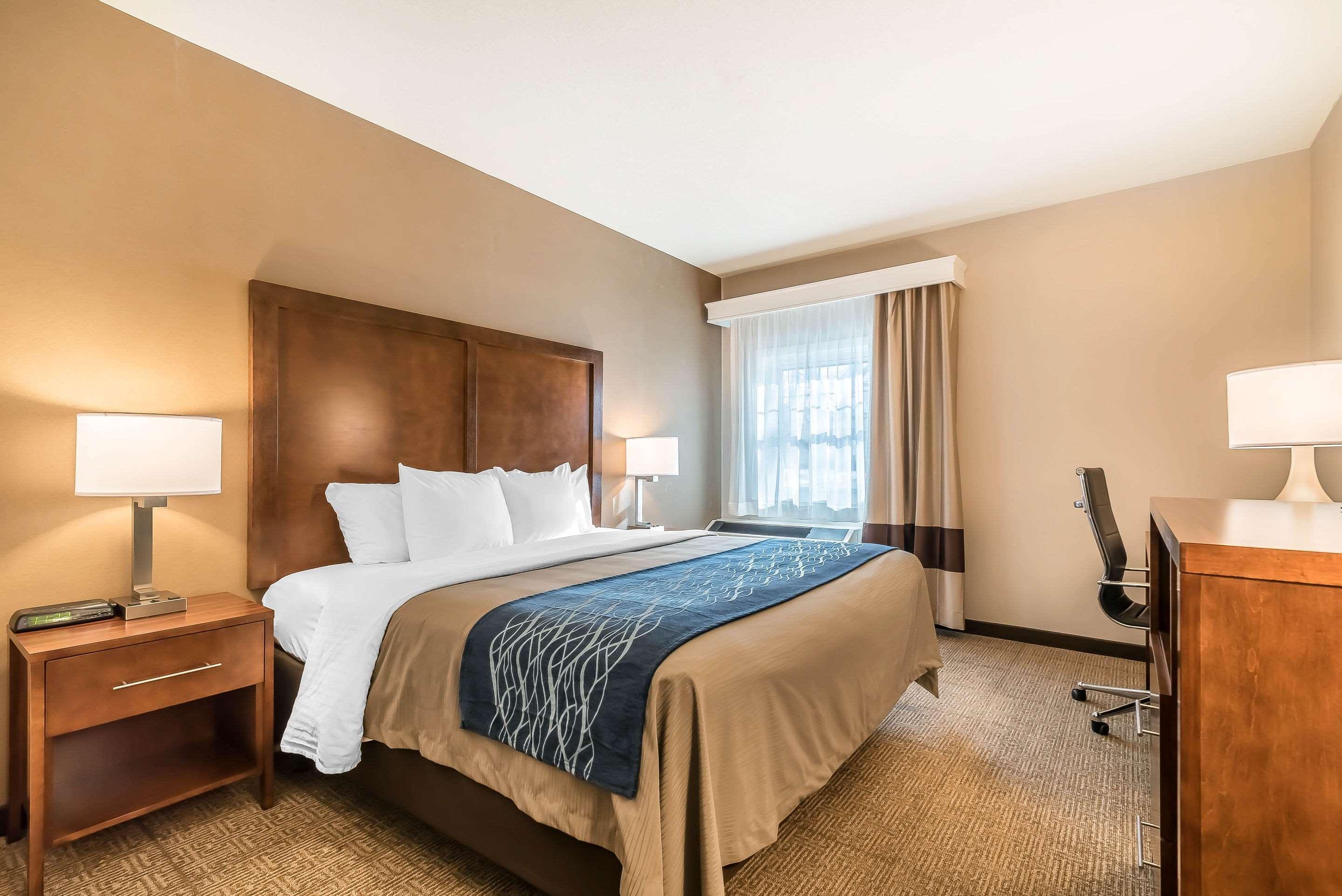 Comfort Inn Конкорд Экстерьер фото